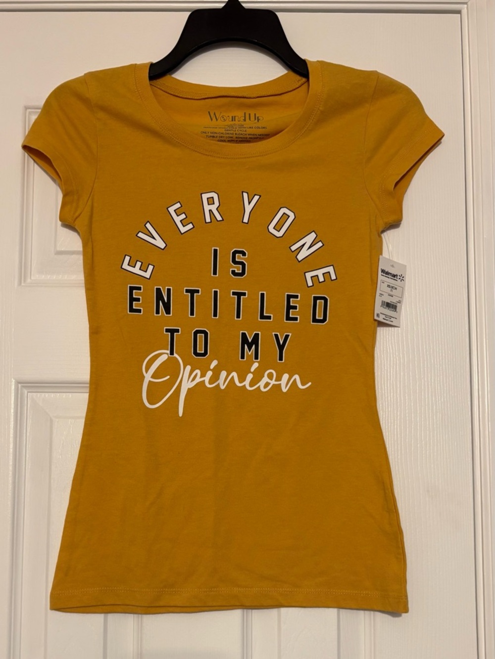 Everyone is Entitled To My Opinion Short Sleeve Juniors XS TShirt Wound Up New !